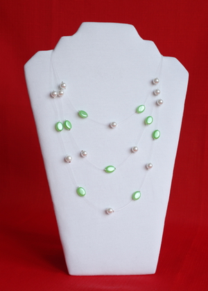 zelený/bílé perle